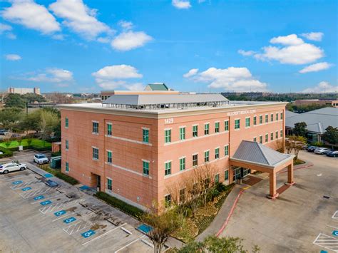 Hillcroft medical clinic - Hillcroft Medical Clinic Association, Sugar Land, Texas. 573 likes · 4 talking about this · 2,301 were here. HMC is a group of 30 doctors in 14 specialties, including Family Medicine, General...